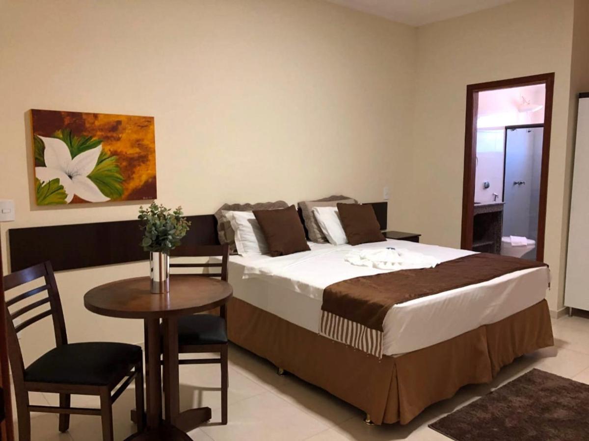Hotel Martins Pouso Alegre Buitenkant foto