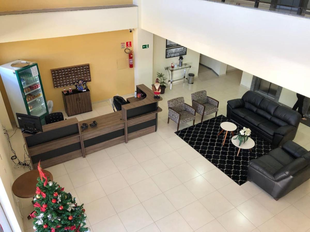 Hotel Martins Pouso Alegre Buitenkant foto