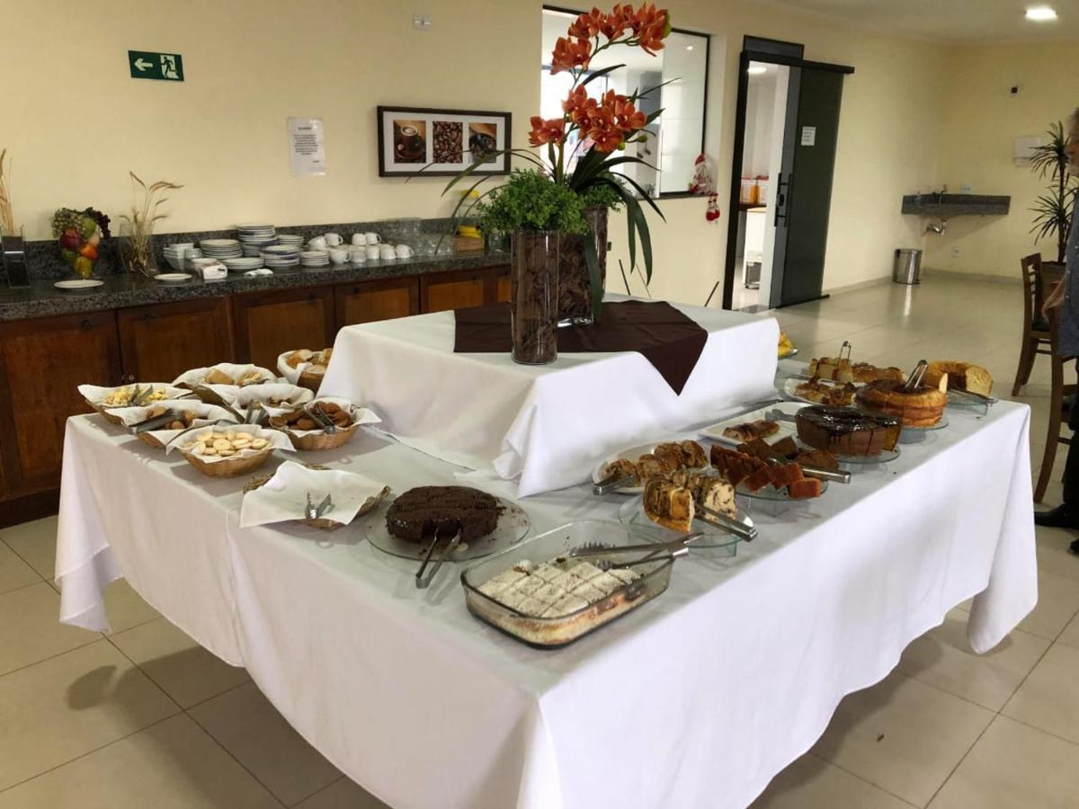Hotel Martins Pouso Alegre Buitenkant foto