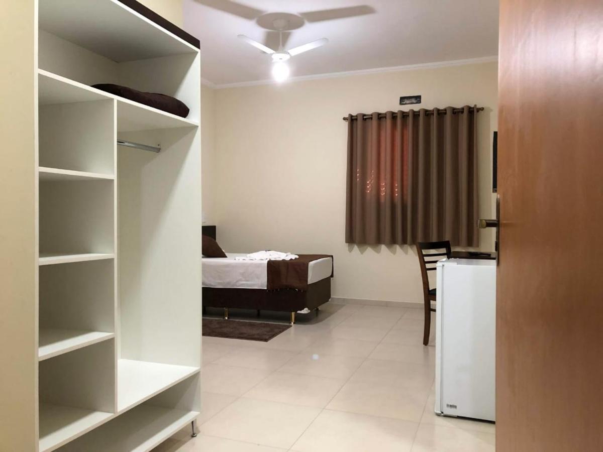 Hotel Martins Pouso Alegre Buitenkant foto